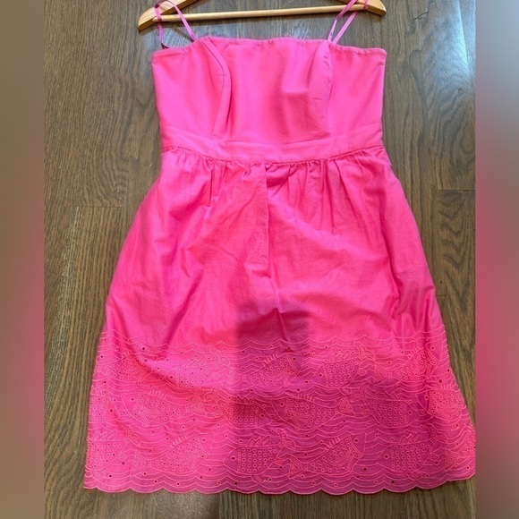 Vineyard Vines Pink Dress with Fish Embroidered Stitch Detail size 6 - Picture 7 of 12